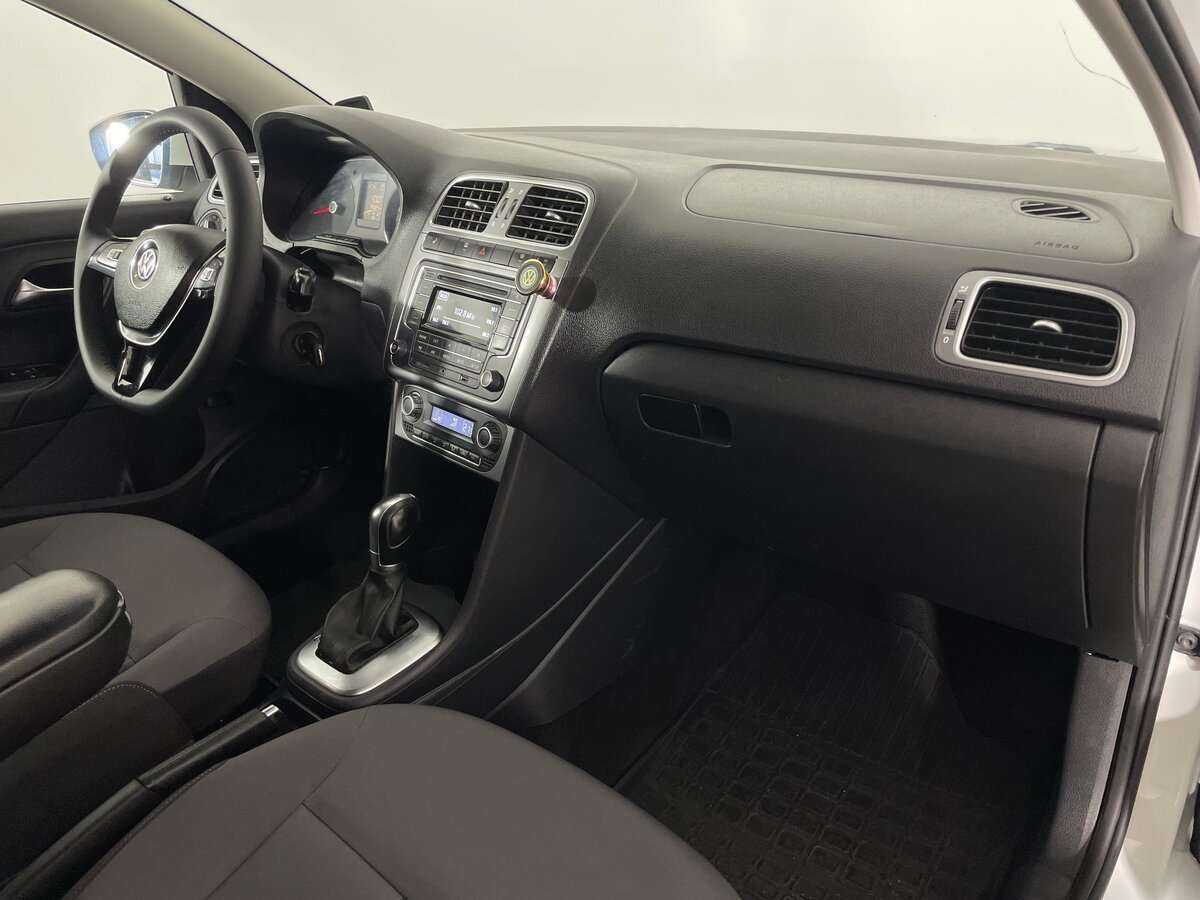 Volkswagen Polo, 2016 Фото №8