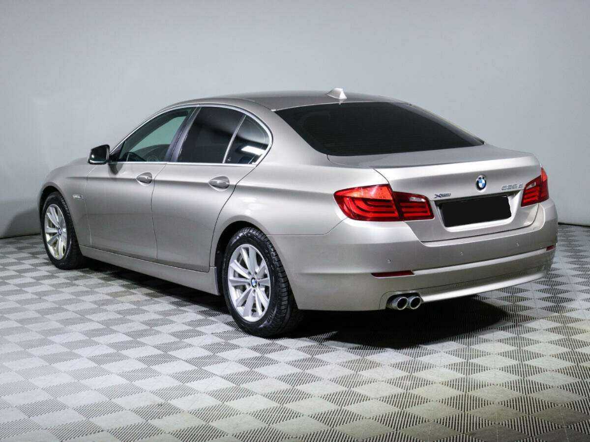 BMW 5 серии 525d xDrive, 2012 Фото №5