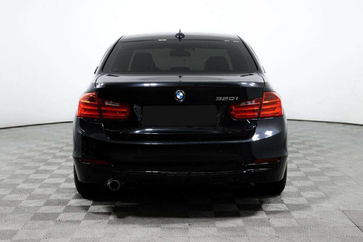 BMW 3 серии 320i, 2015 Фото №5