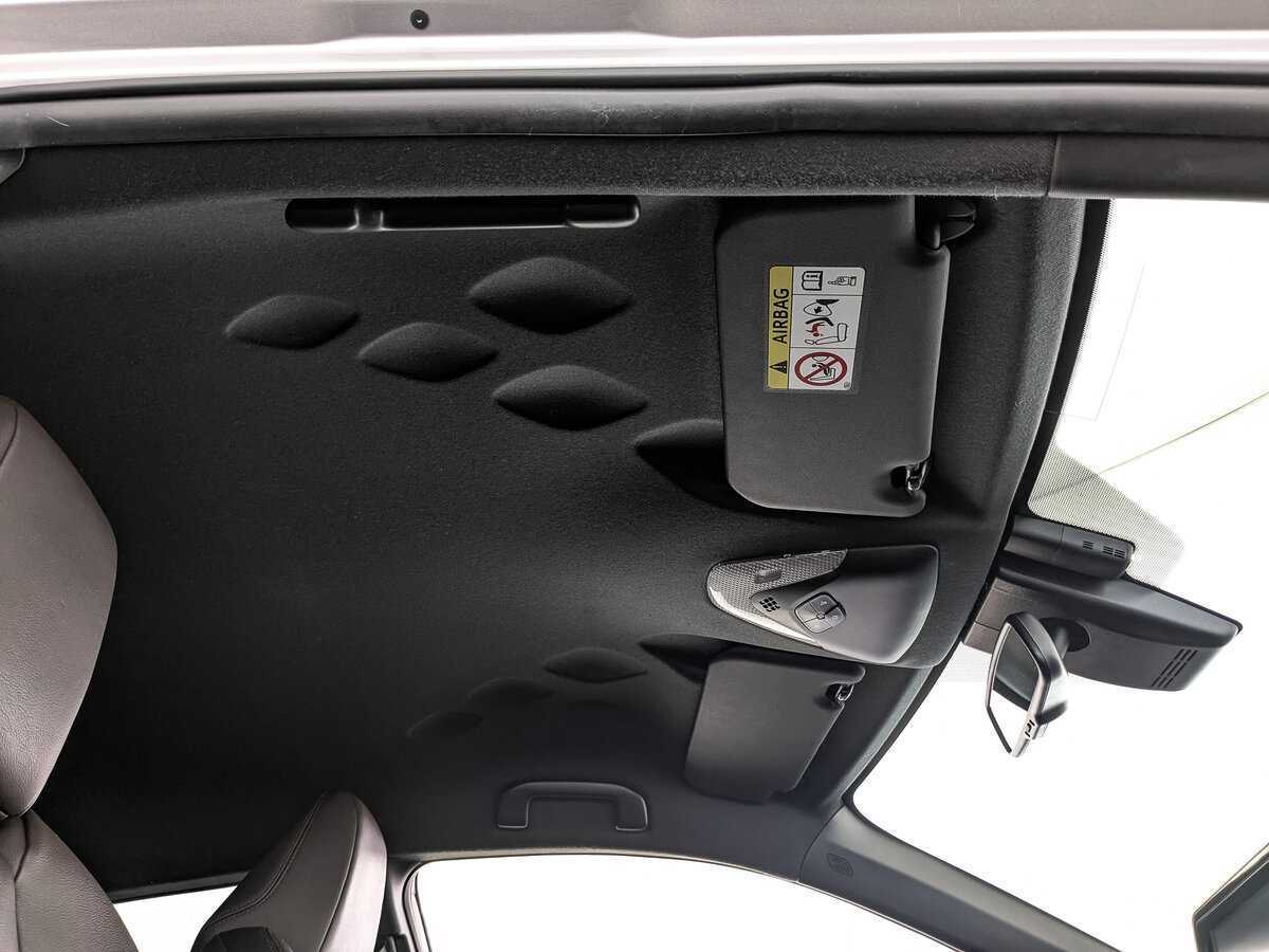 Toyota C-HR, 2017 Фото №23