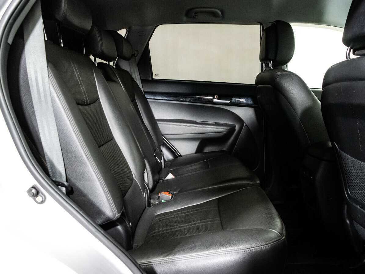 Kia Sorento, 2018 Фото №14