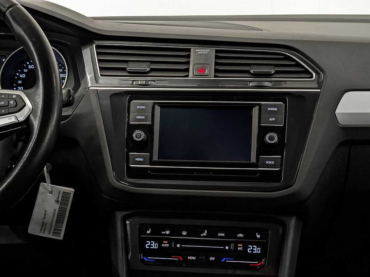 Volkswagen Tiguan, 2021 Фото №17