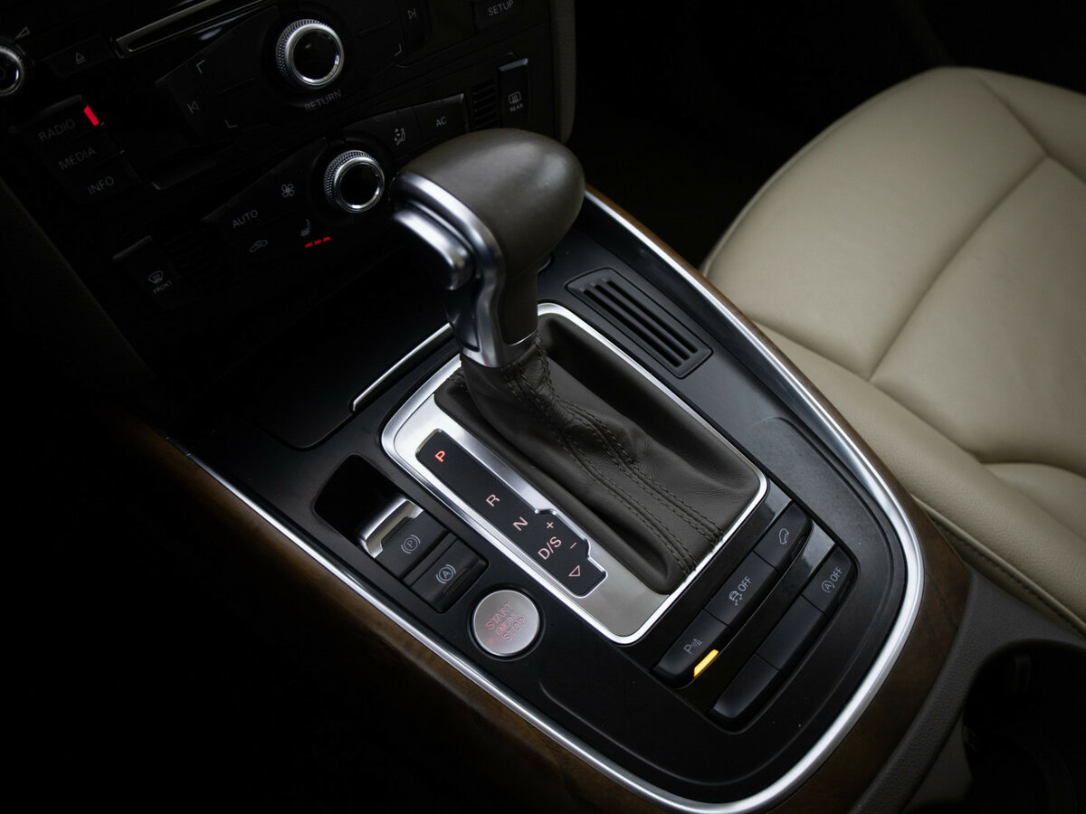 Audi Q5 I (8R) Рестайлинг, 2012 Фото №8