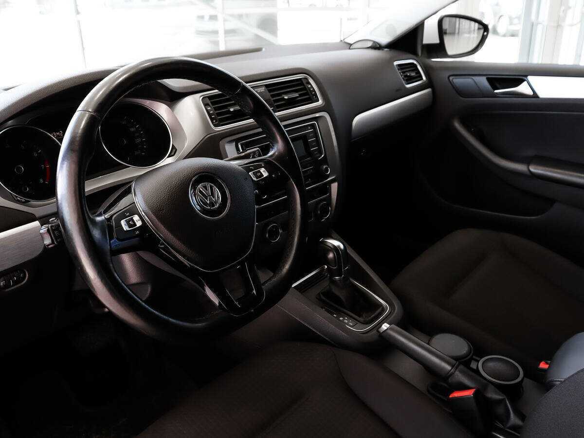 Volkswagen Jetta, 2017 Фото №9