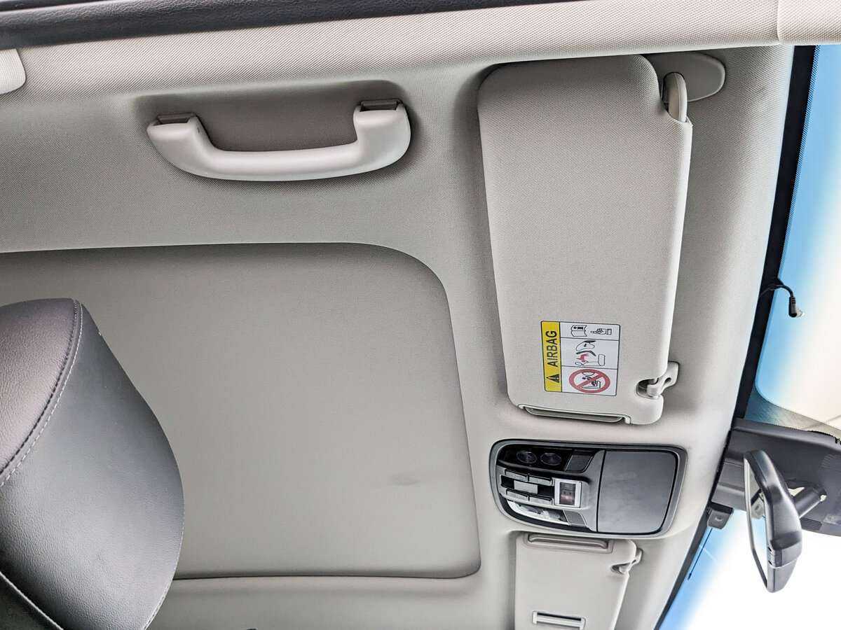 Kia Sorento, 2019 Фото №18