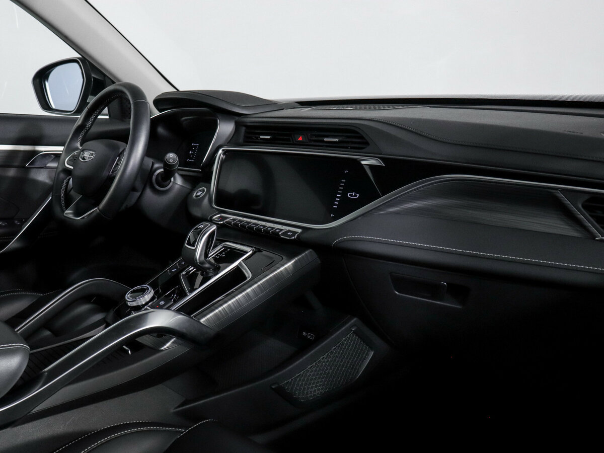 Geely Atlas Pro, 2024 Фото №7