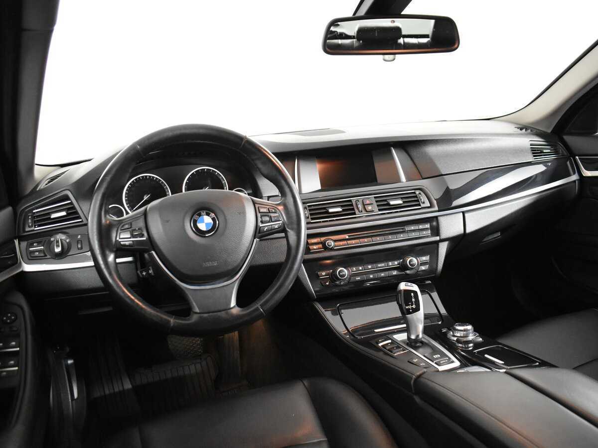 BMW 5 серии 528i xDrive, 2014 Фото №11