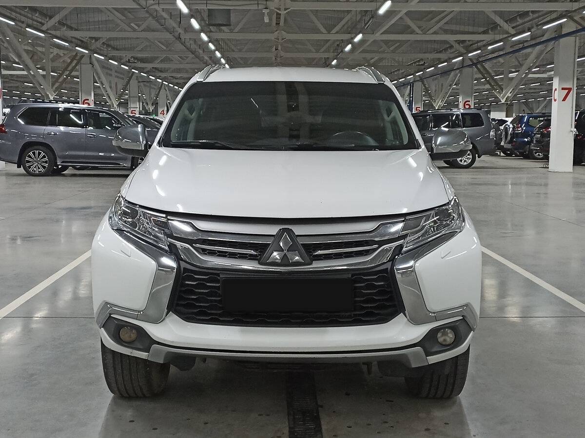 Mitsubishi Pajero Sport, 2018 Фото №2