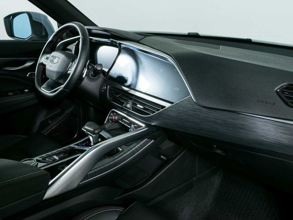 Geely Tugella, 2022 Фото №8