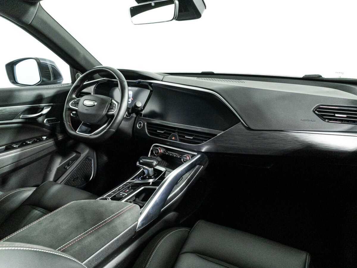 Geely Tugella, 2022 Фото №9