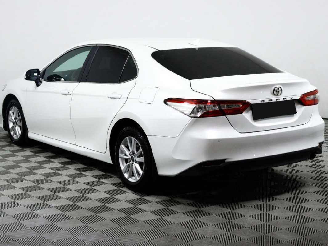 Toyota Camry, 2019 Фото №7