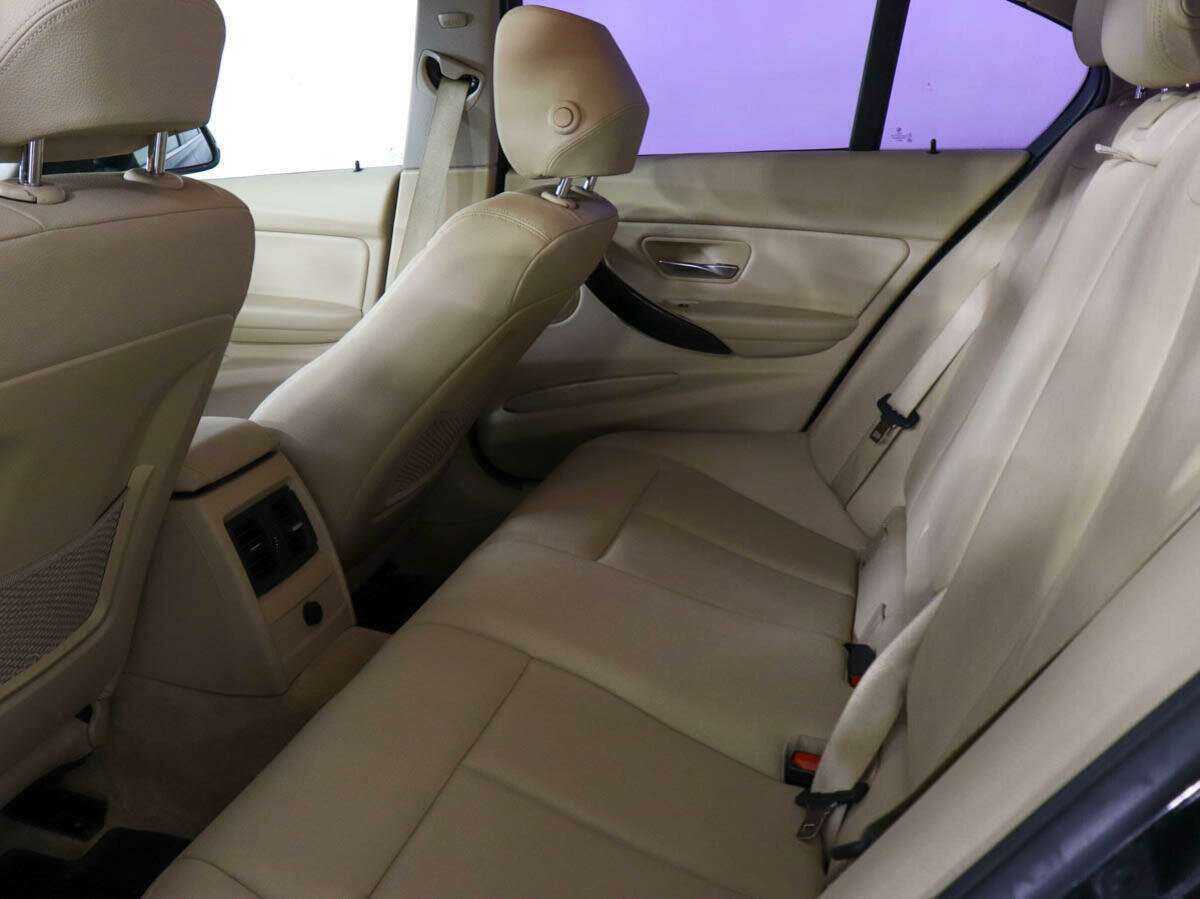 BMW 3 серии 320i, 2012 Фото №10