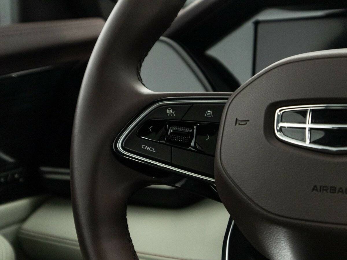 Geely Monjaro, 2023 Фото №25