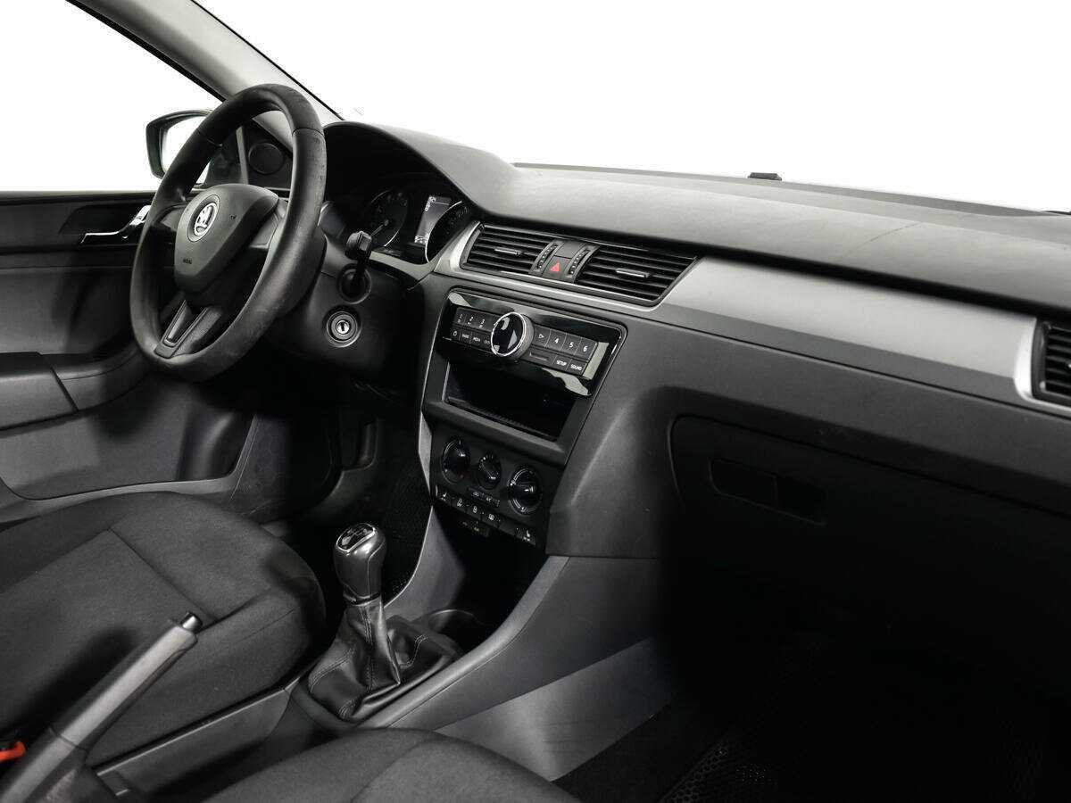 Skoda Rapid, 2017 Фото №9