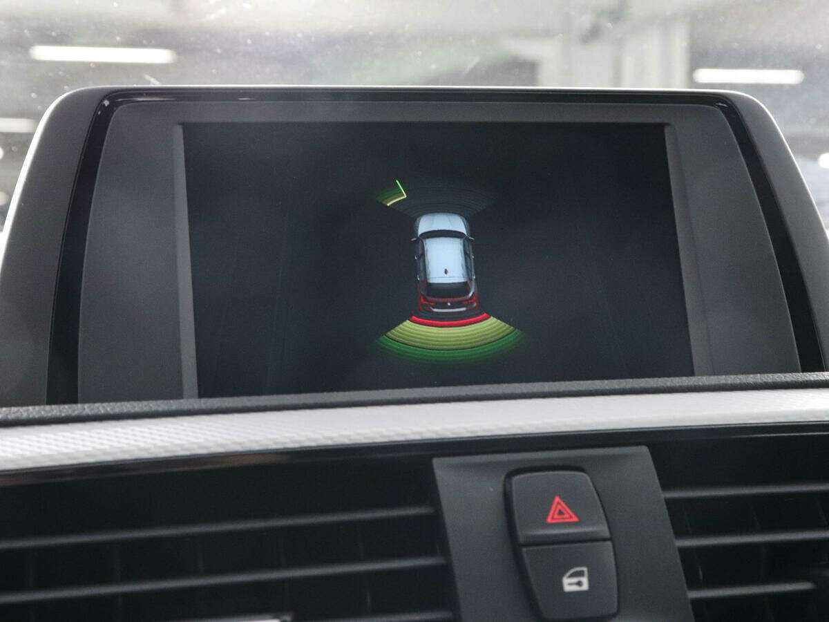 BMW 1 серии 118i, 2018 Фото №13