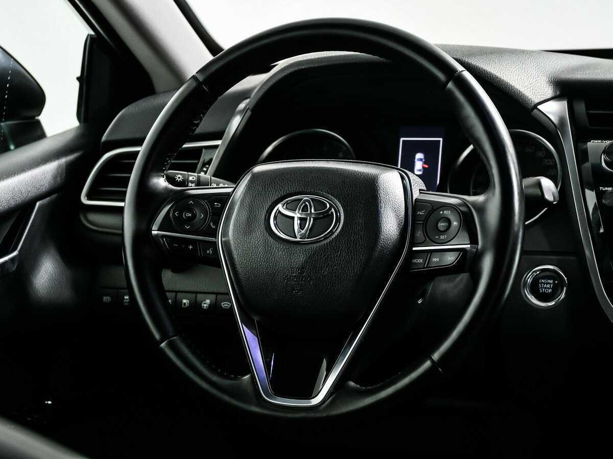 Toyota Camry, 2018 Фото №16