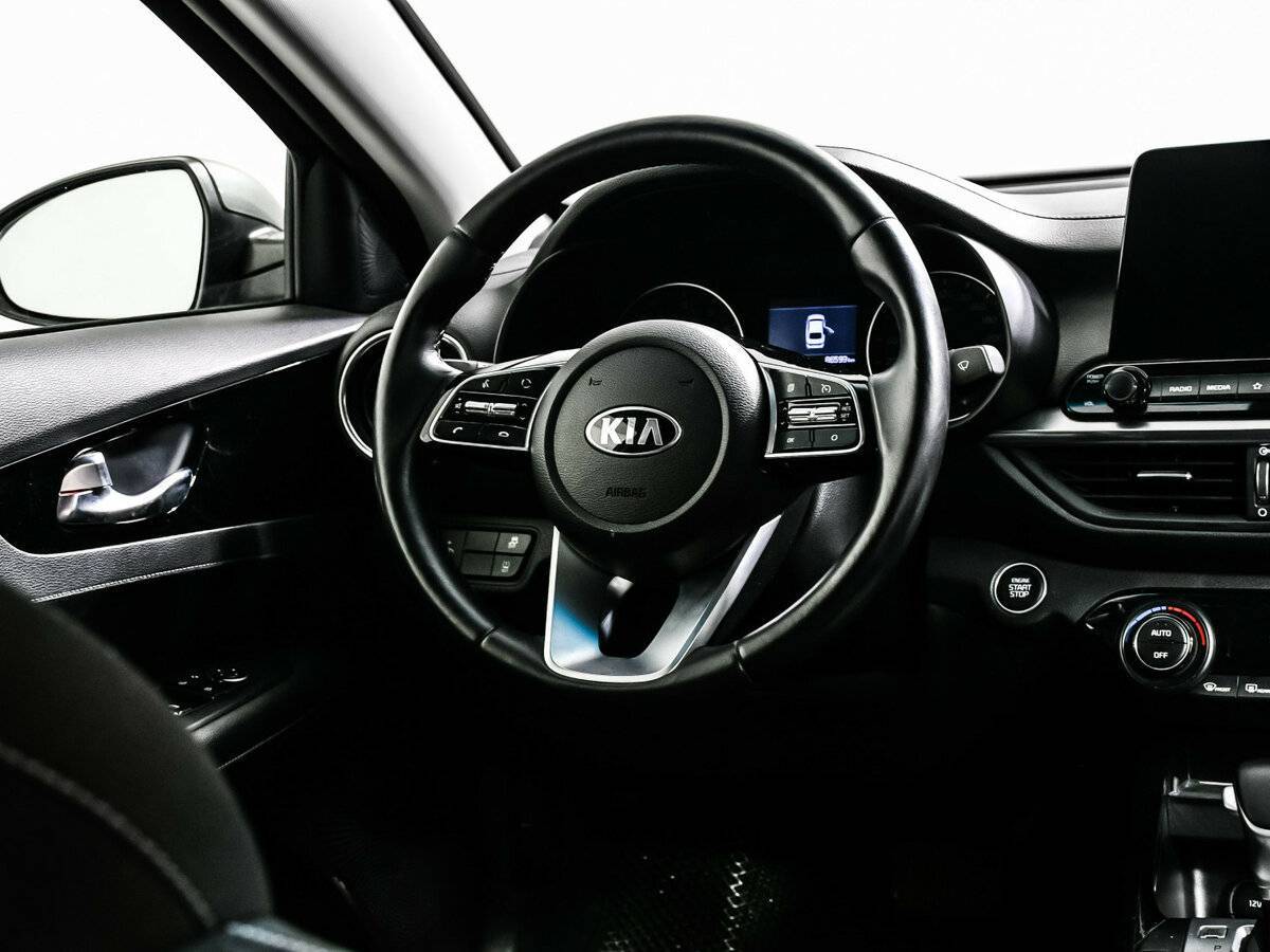Kia Cerato, 2021 Фото №16