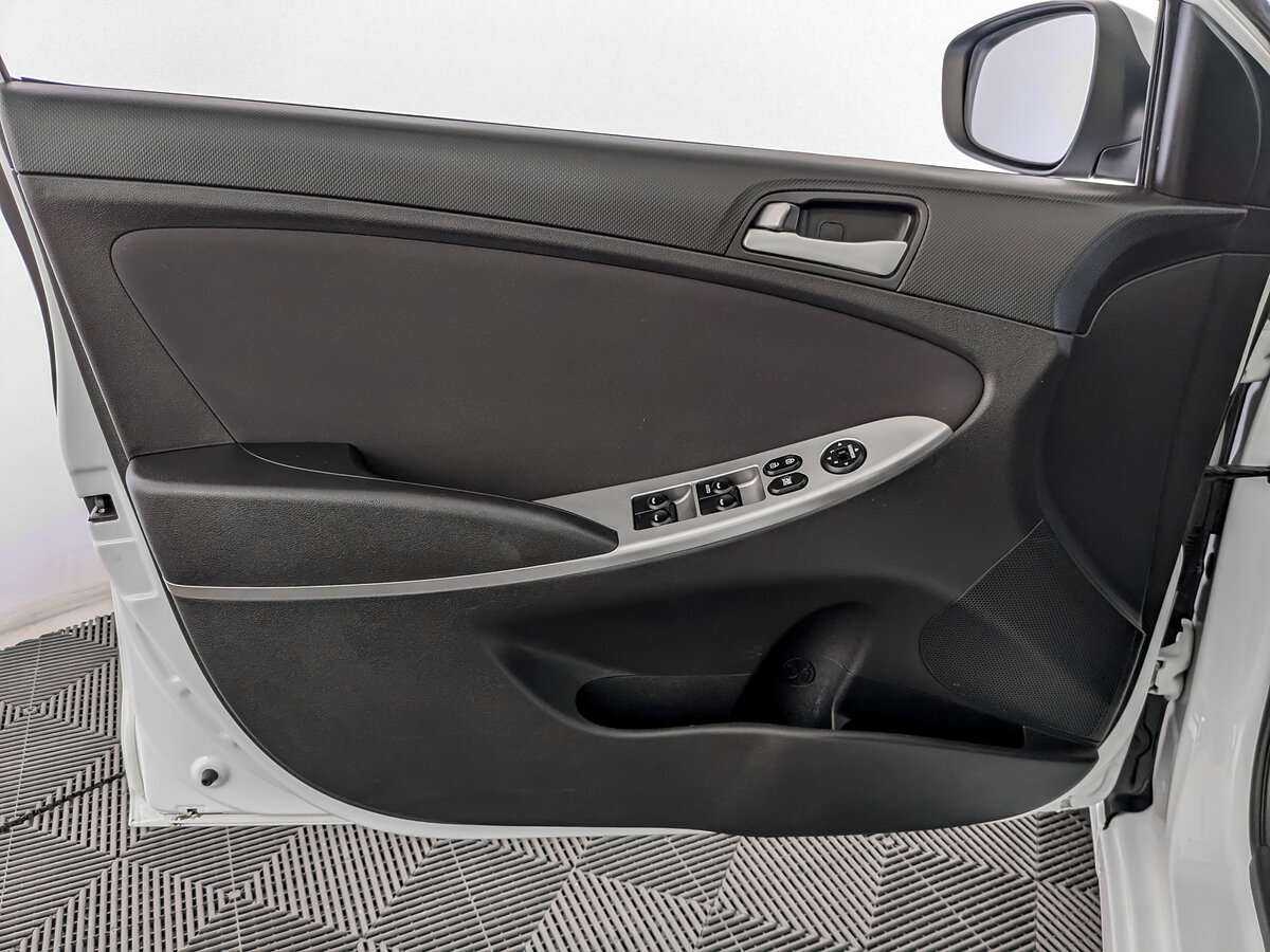 Hyundai Solaris, 2015 Фото №13