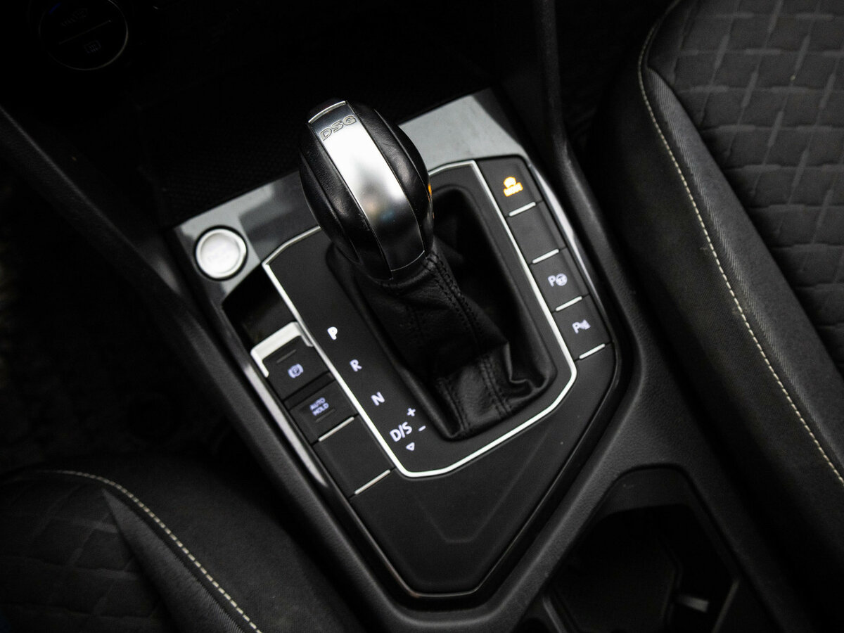 Volkswagen Tiguan II, 2018 Фото №19