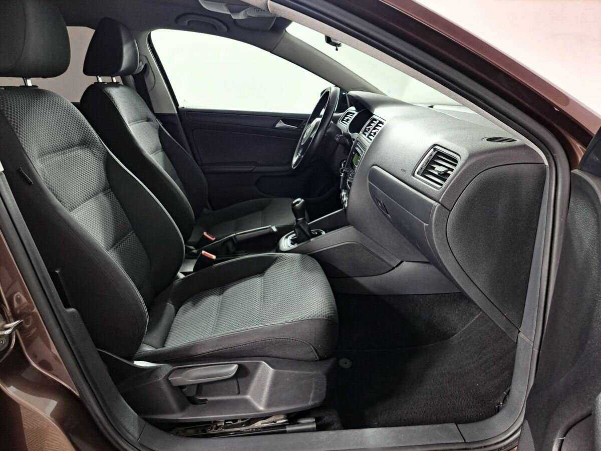 Volkswagen Jetta, 2014 Фото №9