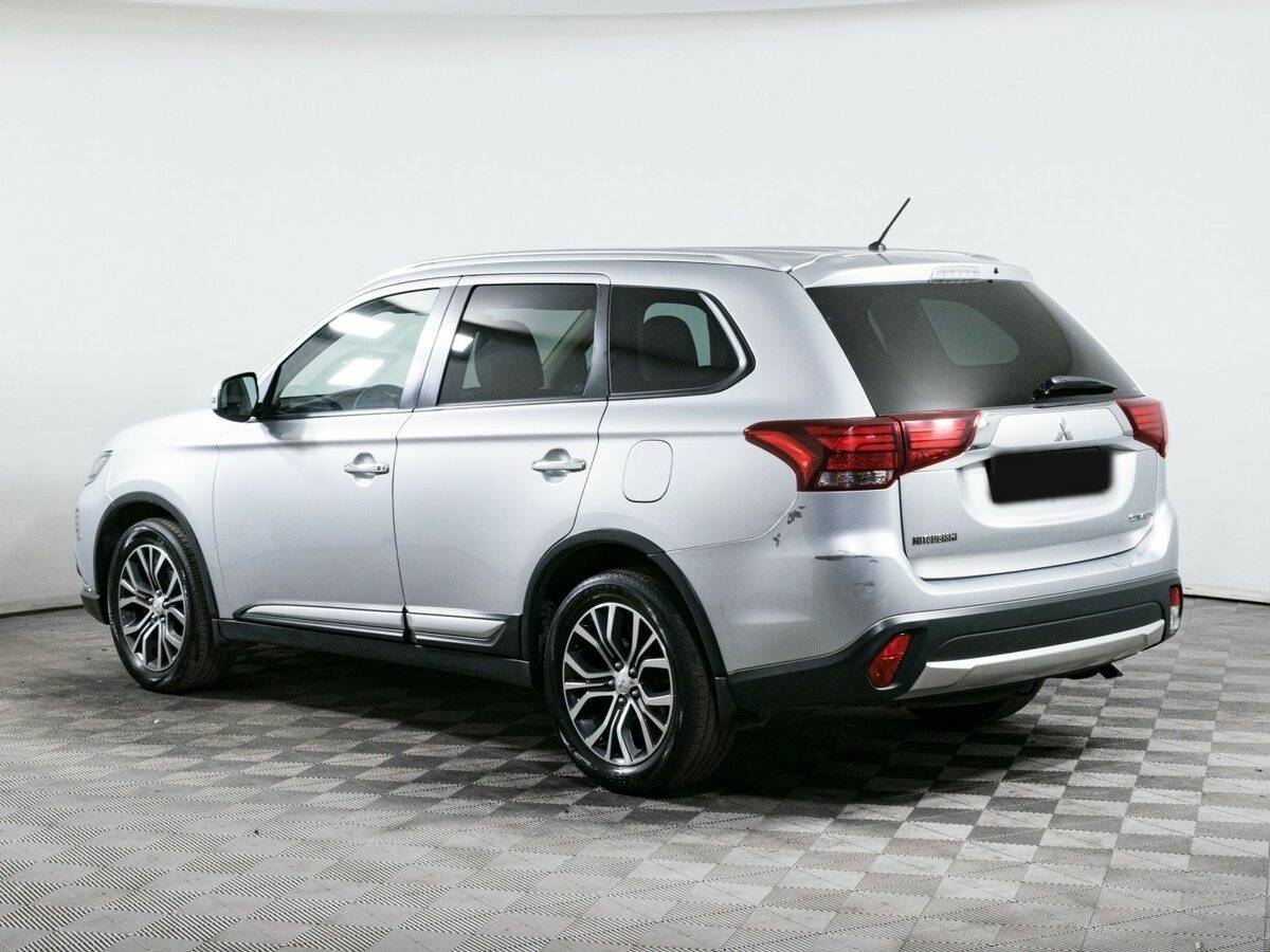 Mitsubishi Outlander, 2015 Фото №6