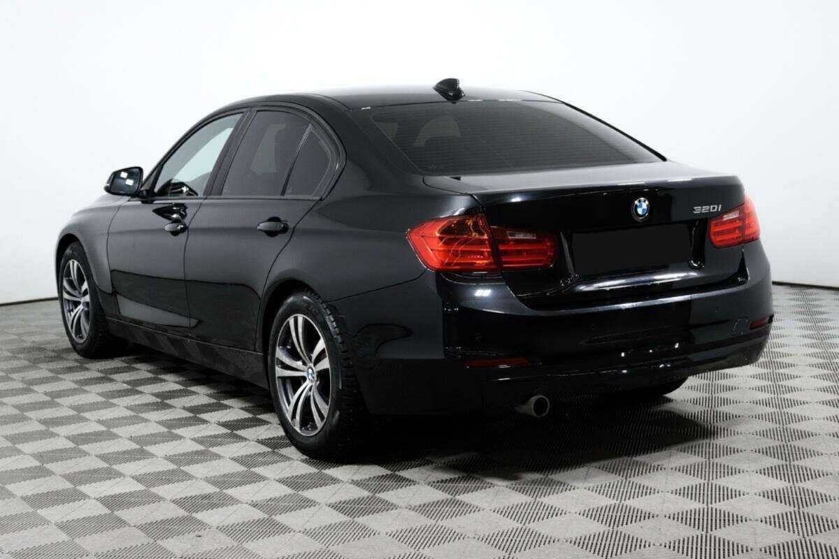 BMW 3 серии 320i, 2015 Фото №6
