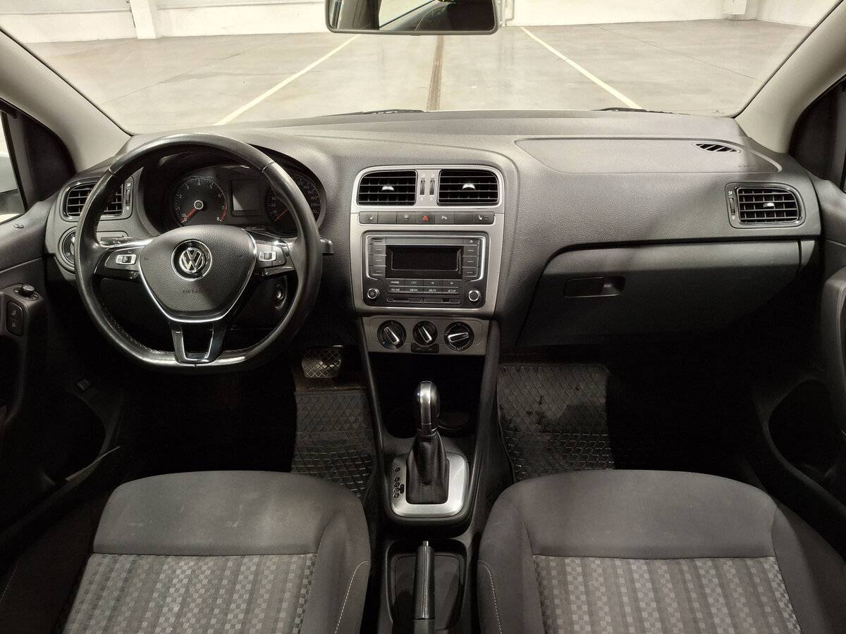 Volkswagen Polo V Рестайлинг, 2019 Фото №13