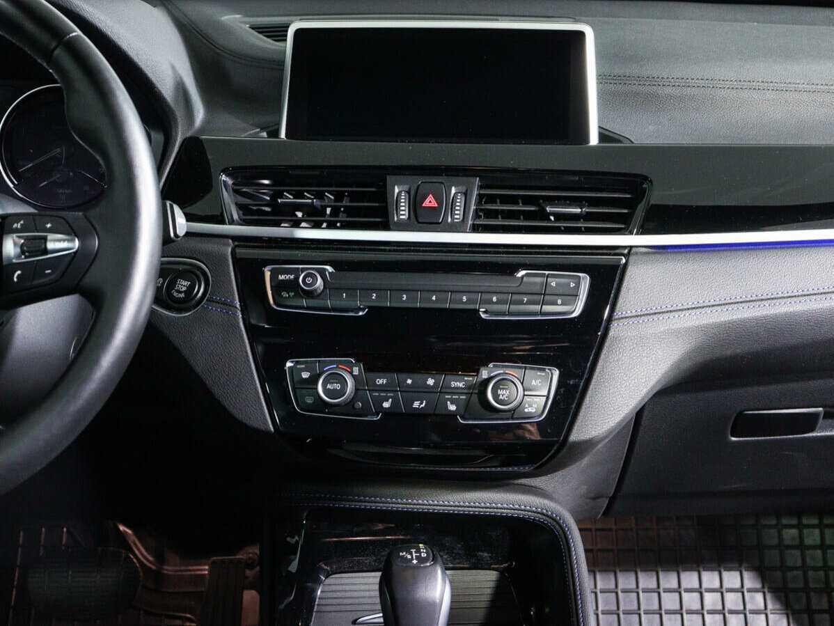 BMW X1 18d xDrive, 2020 Фото №11