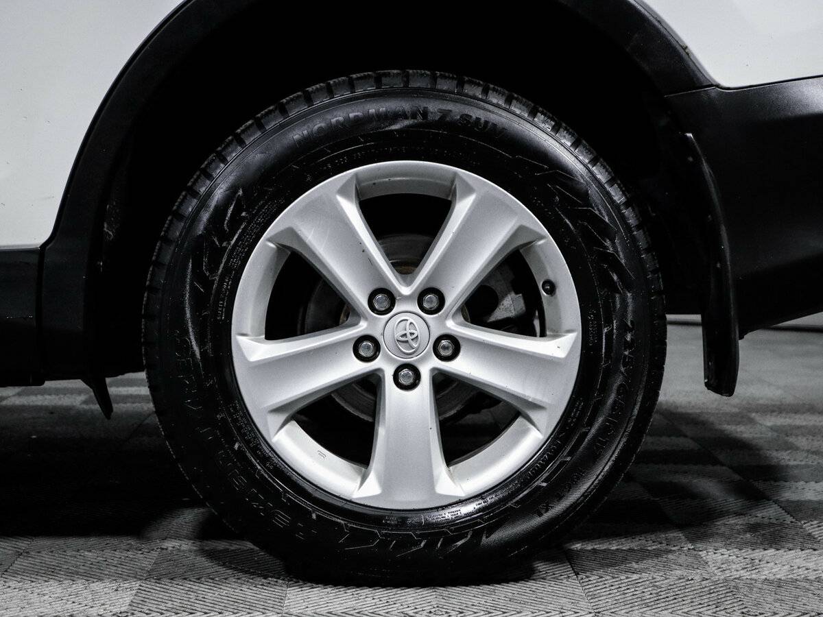 Toyota RAV4 IV (XA40), 2013 Фото №15