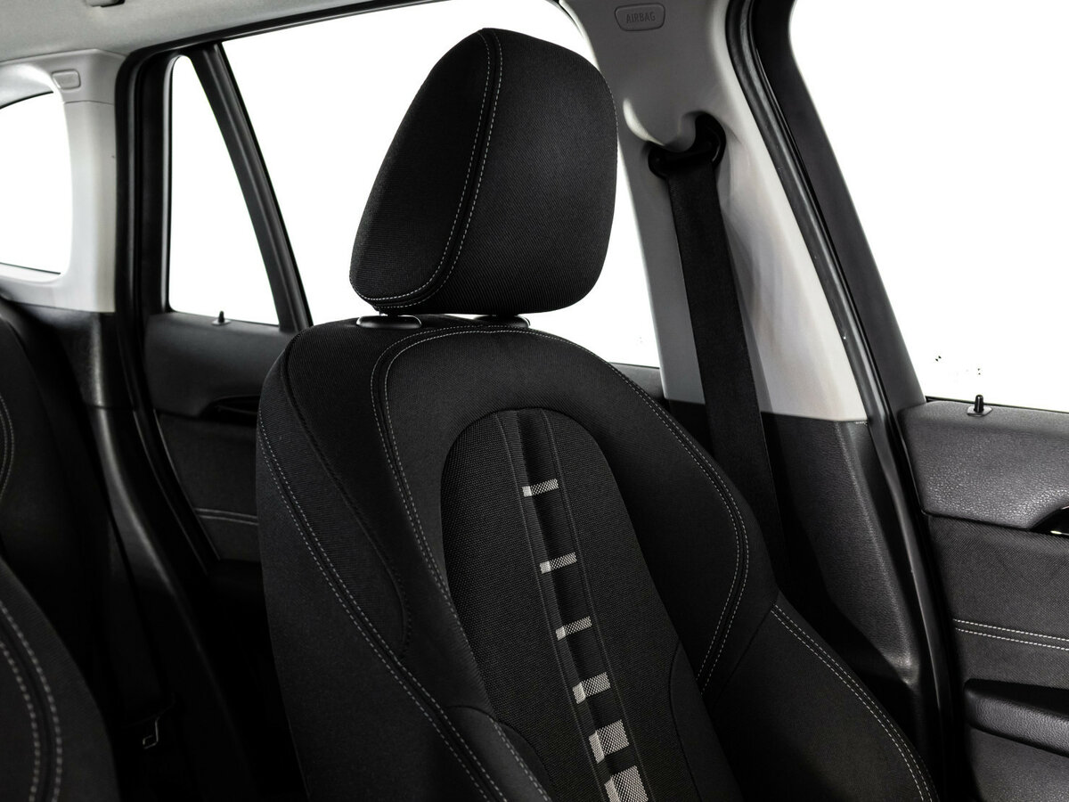 BMW X1 20i xDrive II (F48), 2017 Фото №17