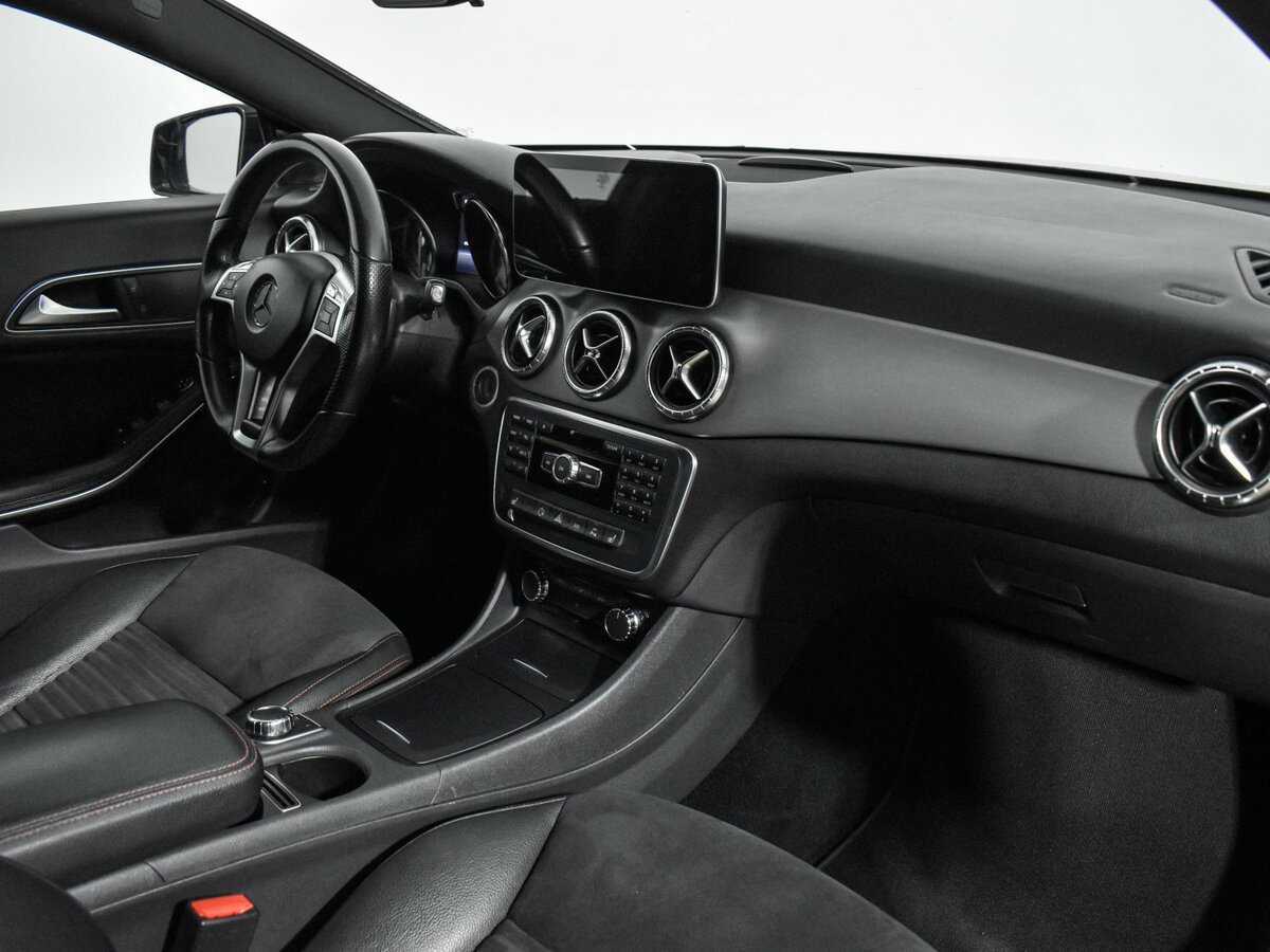 Mercedes-Benz CLA 200, 2013 Фото №11