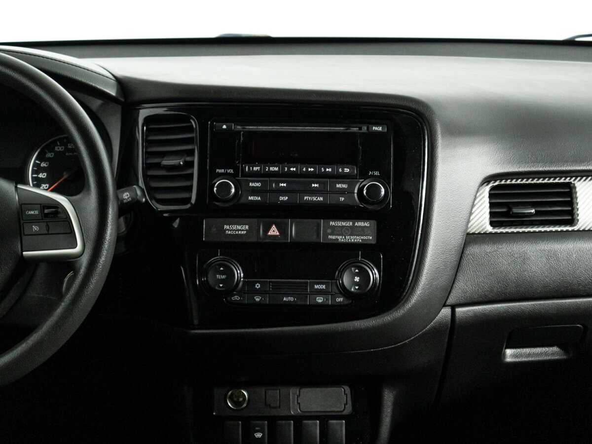 Mitsubishi Outlander, 2018 Фото №14