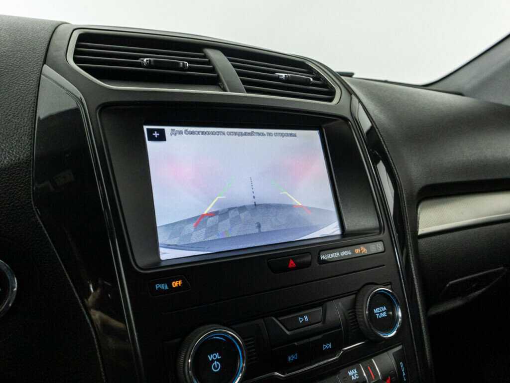 Ford Explorer, 2019 Фото №13