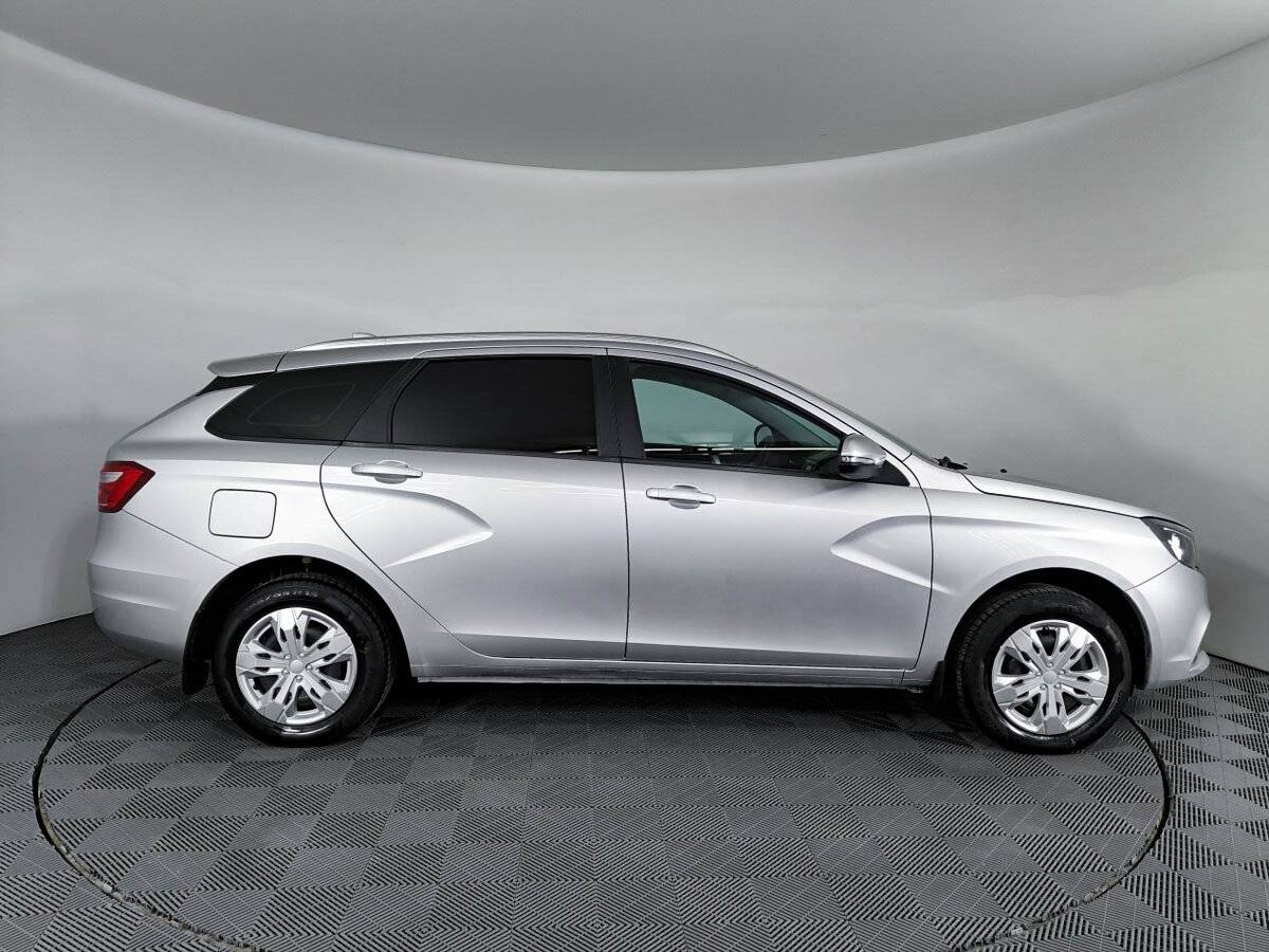 Lada (ВАЗ) Vesta SW, 2021 Фото №4