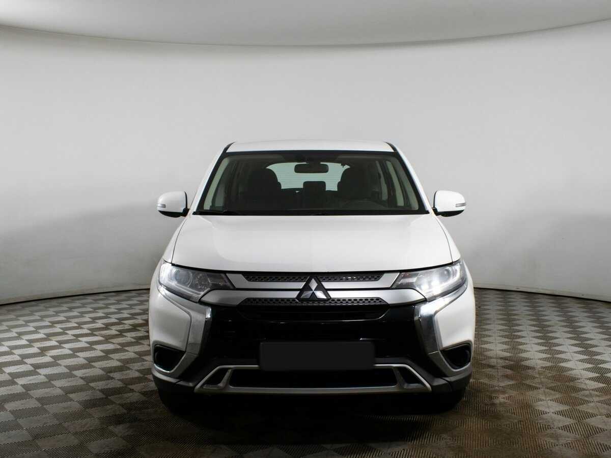 Mitsubishi Outlander, 2020 Фото №2