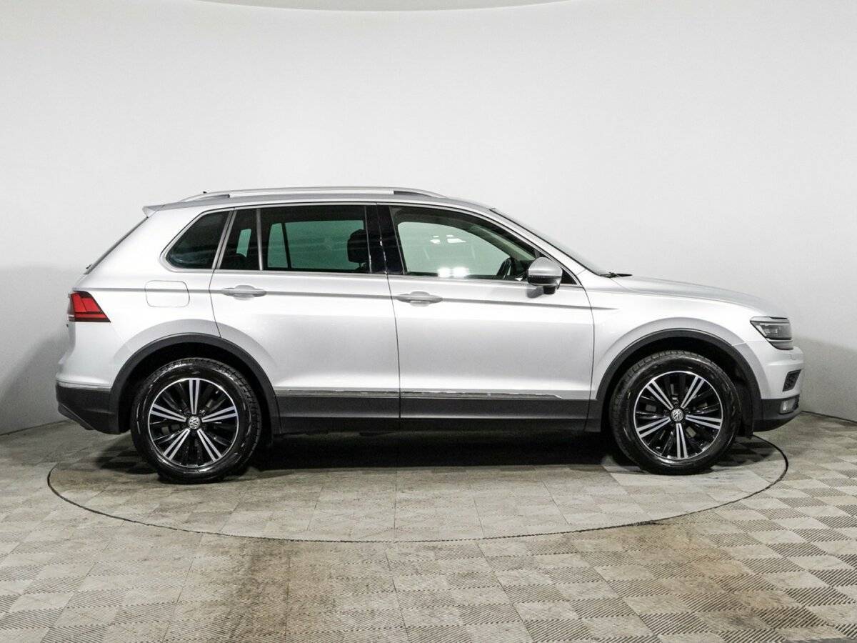 Volkswagen Tiguan, 2018 Фото №4