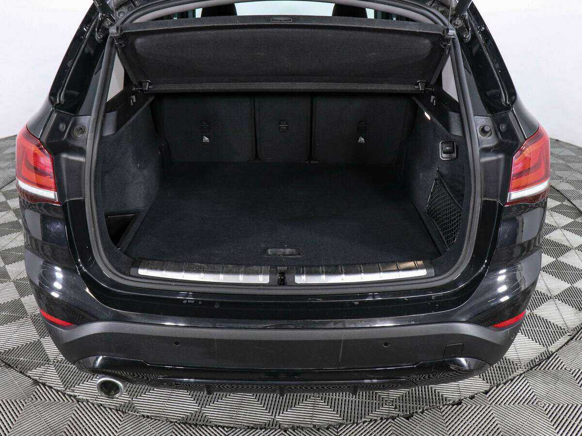 BMW X1 18d xDrive, 2020 Фото №6