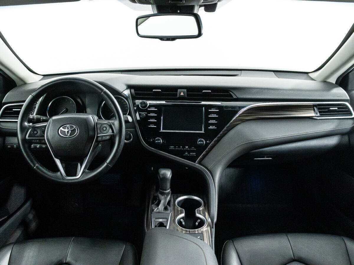 Toyota Camry, 2021 Фото №13