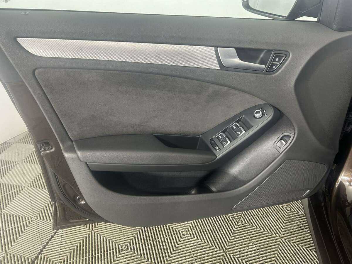 Audi A4, 2014 Фото №8