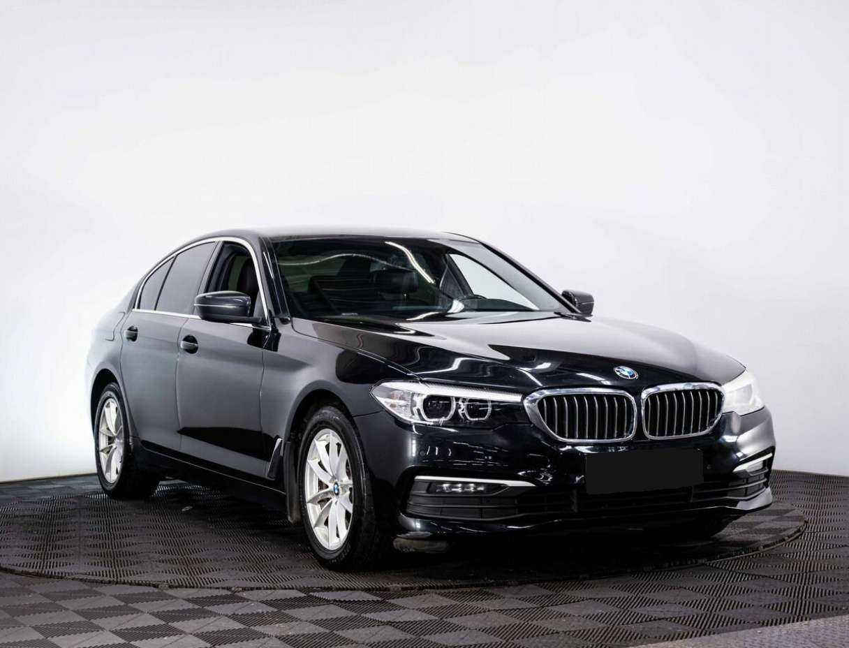 BMW 5 серии 520d xDrive, 2019 Фото №3
