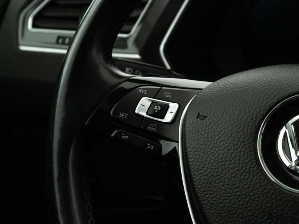 Volkswagen Tiguan, 2018 Фото №22