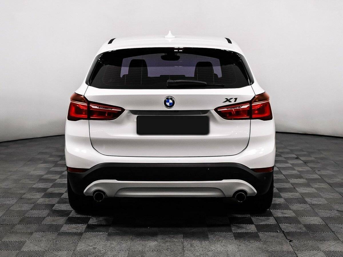 BMW X1 20i xDrive, 2016 Фото №6