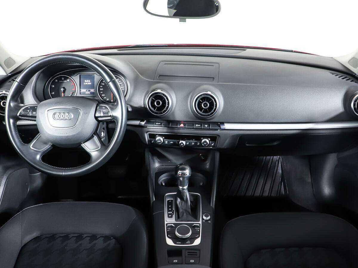 Audi A3, 2015 Фото №12