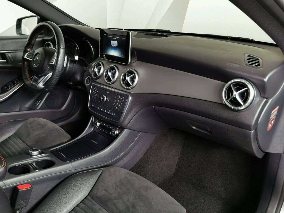 Mercedes-Benz CLA 200, 2015 Фото №10