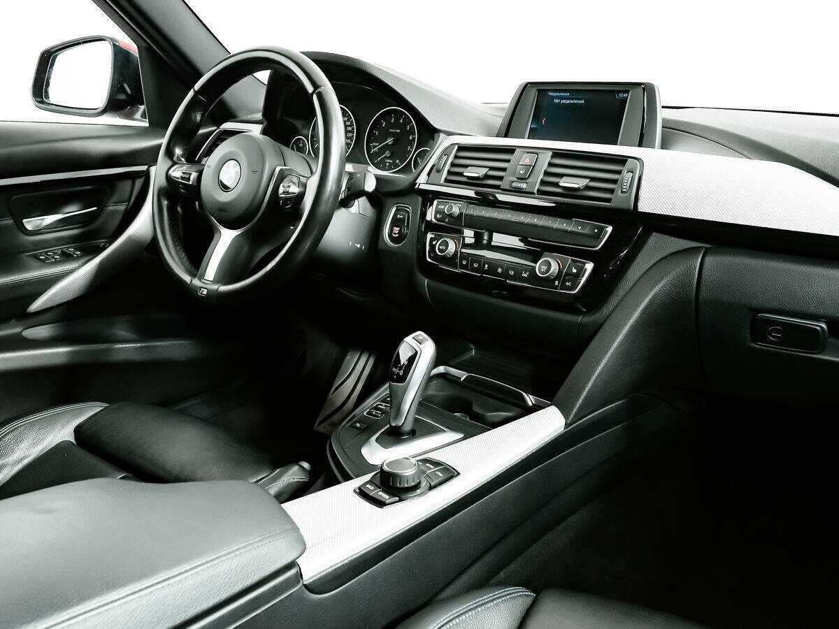 BMW 3 серии 320i xDrive, 2018 Фото №9