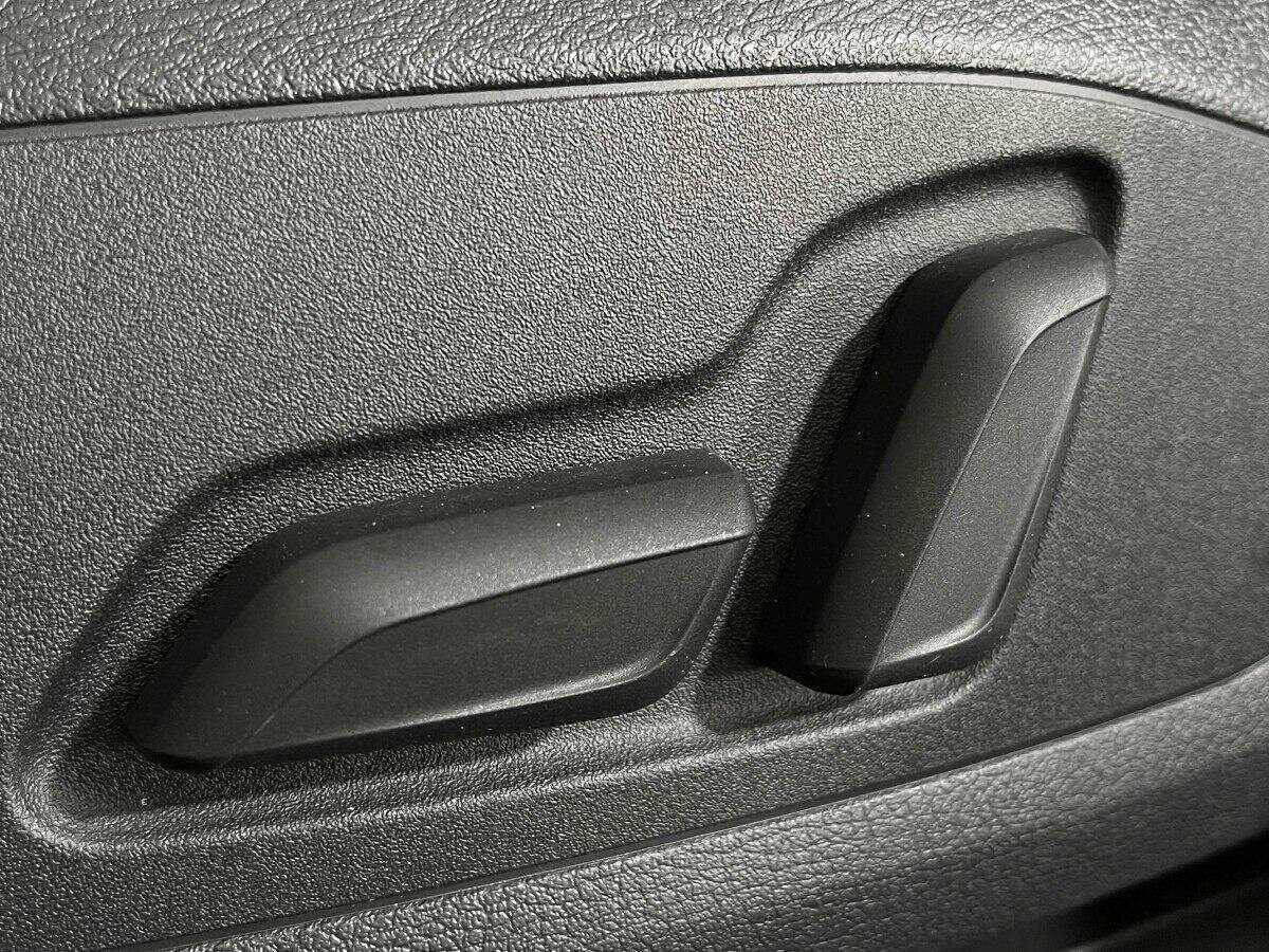 Audi A4, 2018 Фото №16