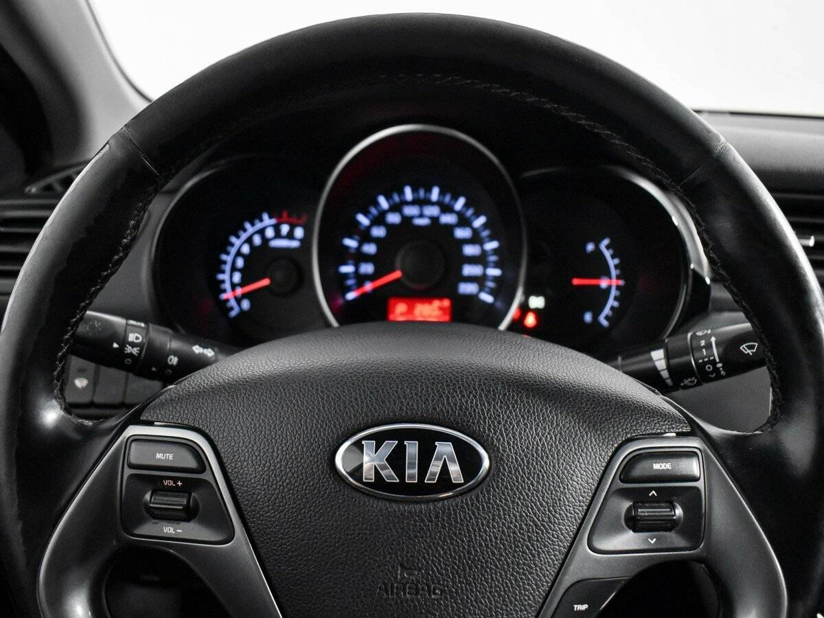 Kia Rio, 2016 Фото №15