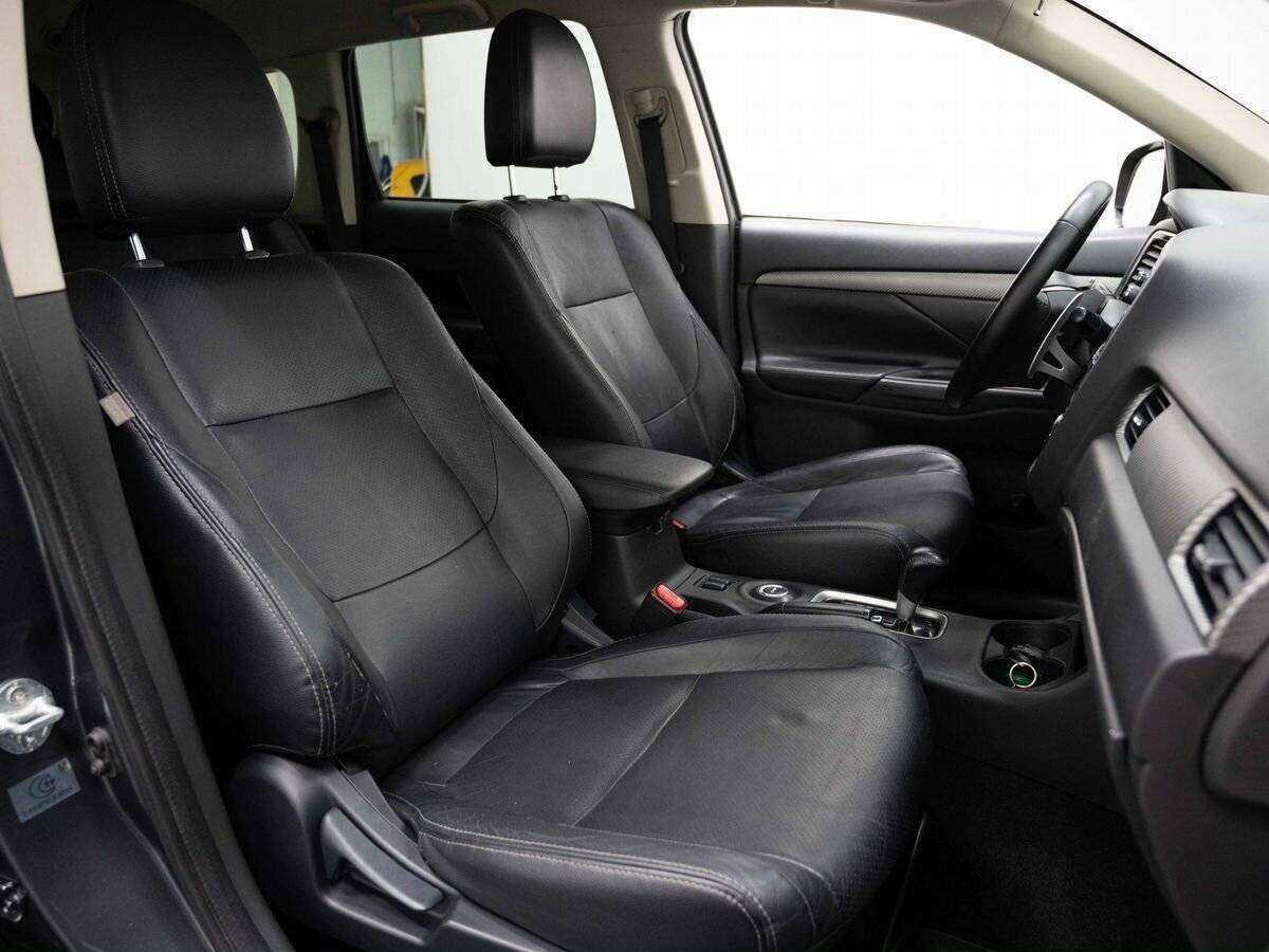 Mitsubishi Outlander, 2013 Фото №12