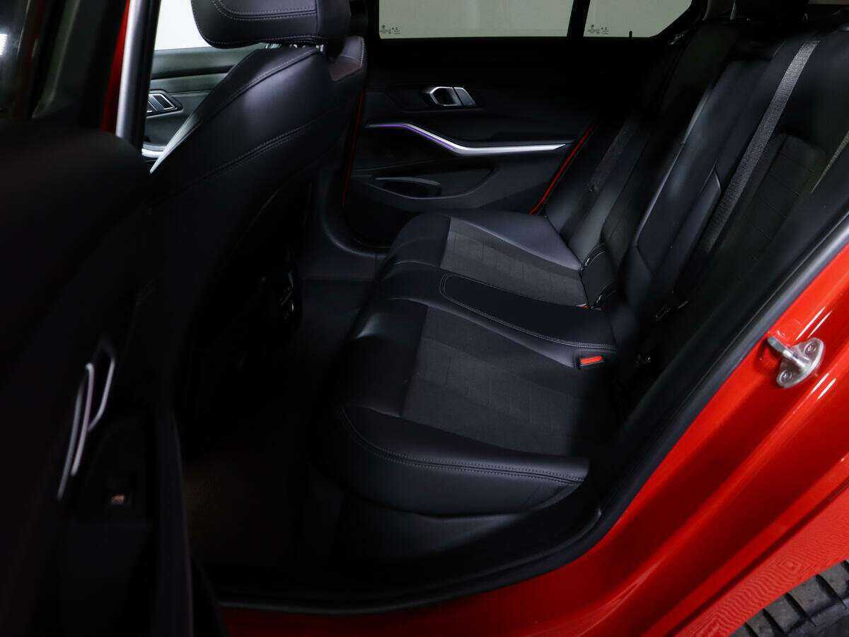 BMW 3 серии 318d, 2019 Фото №8