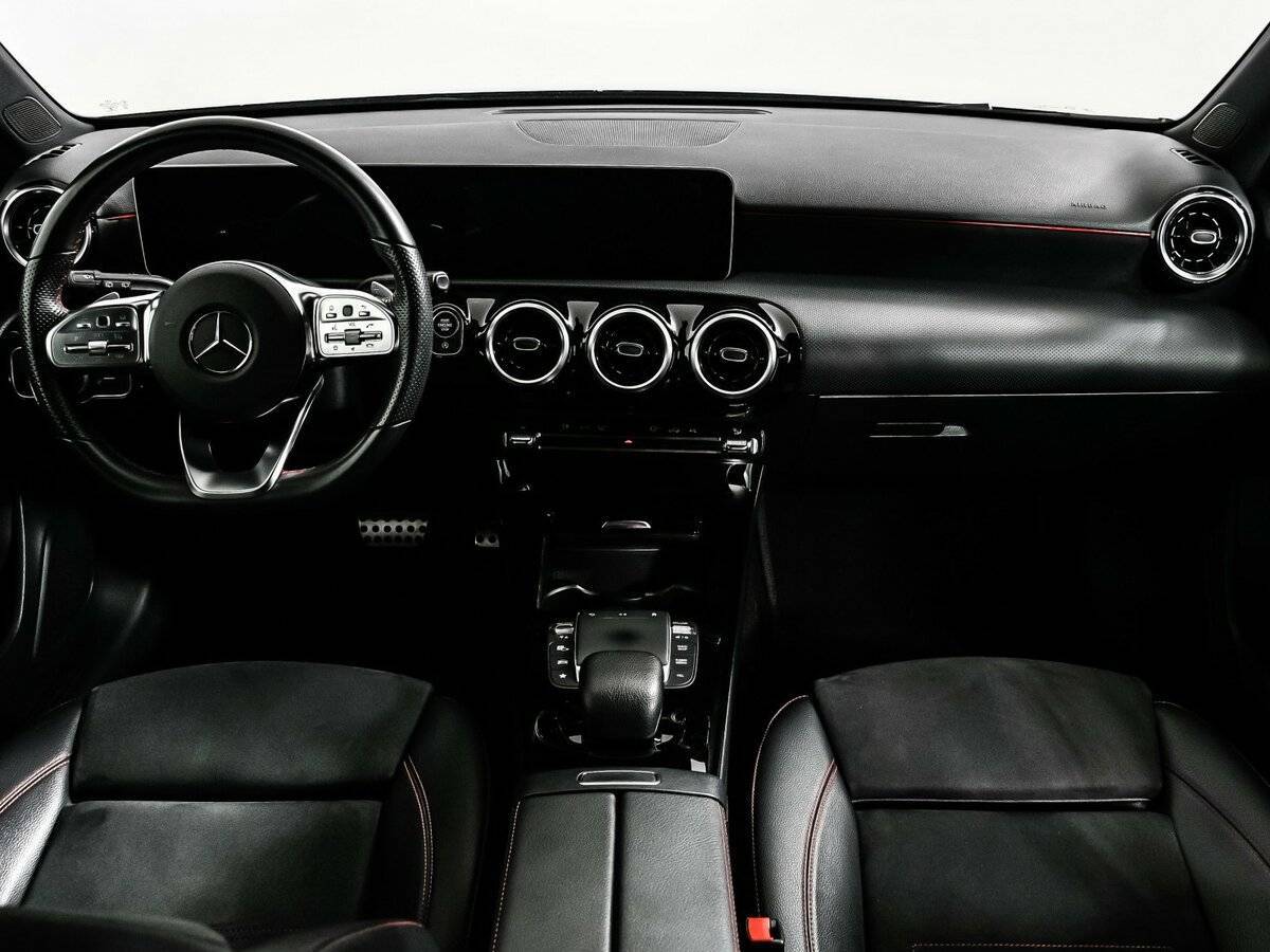 Mercedes-Benz A-Класс 200, 2020 Фото №11